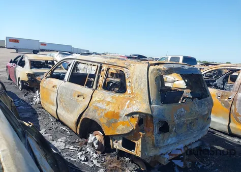 2013 Mercedes-Benz Gl 450 4Matic z USA, uszkodzony, nr VIN 4JGDF7CE9DA189405